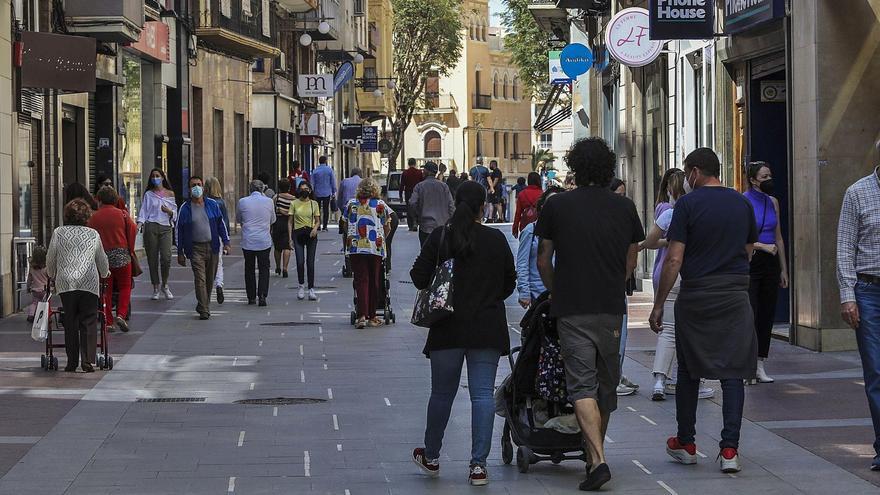 El equipo de gobierno baraja modificar la ordenanza para permitir terrazas  en la Corredora de Elche - Información