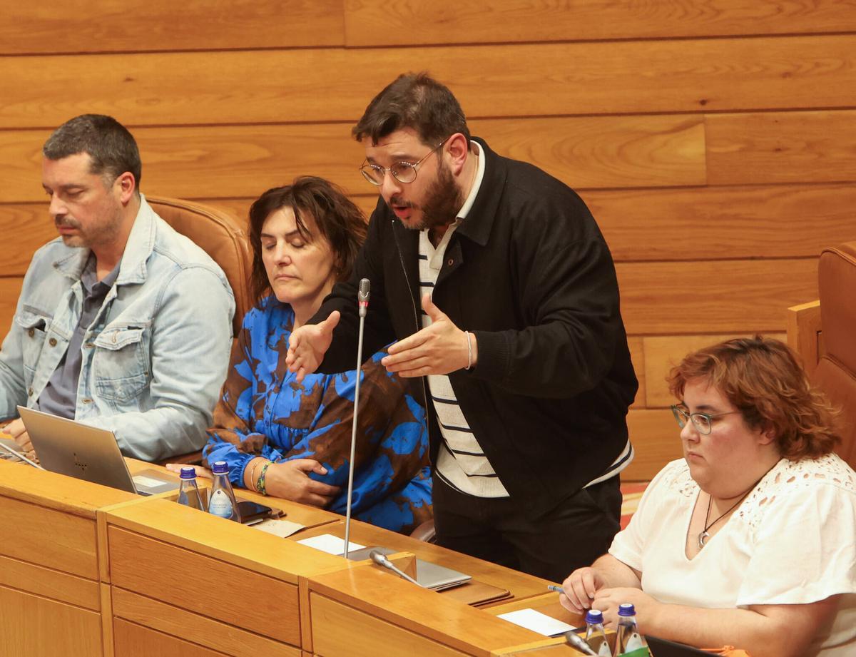 El diputado del BNG Paulo Ríos en su defensa a favor de los vecinos de O Hío en la cámara.