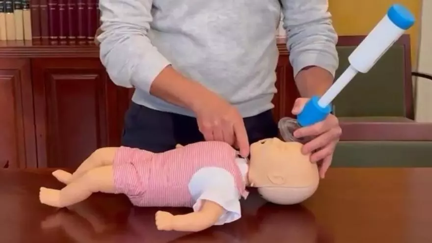 Daem, así es el nuevo dispositivo antiatragantamiento que puede evitar más de 3.500 muertes al año