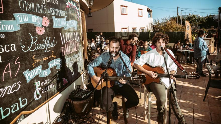 The Rosemary Family trae su show de rumba y flamenco a Can Tommy