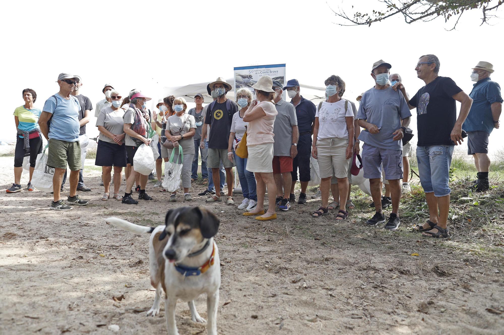 Un col·lectiu d’uns 50 estrangers dona suport a SOS Costa Brava