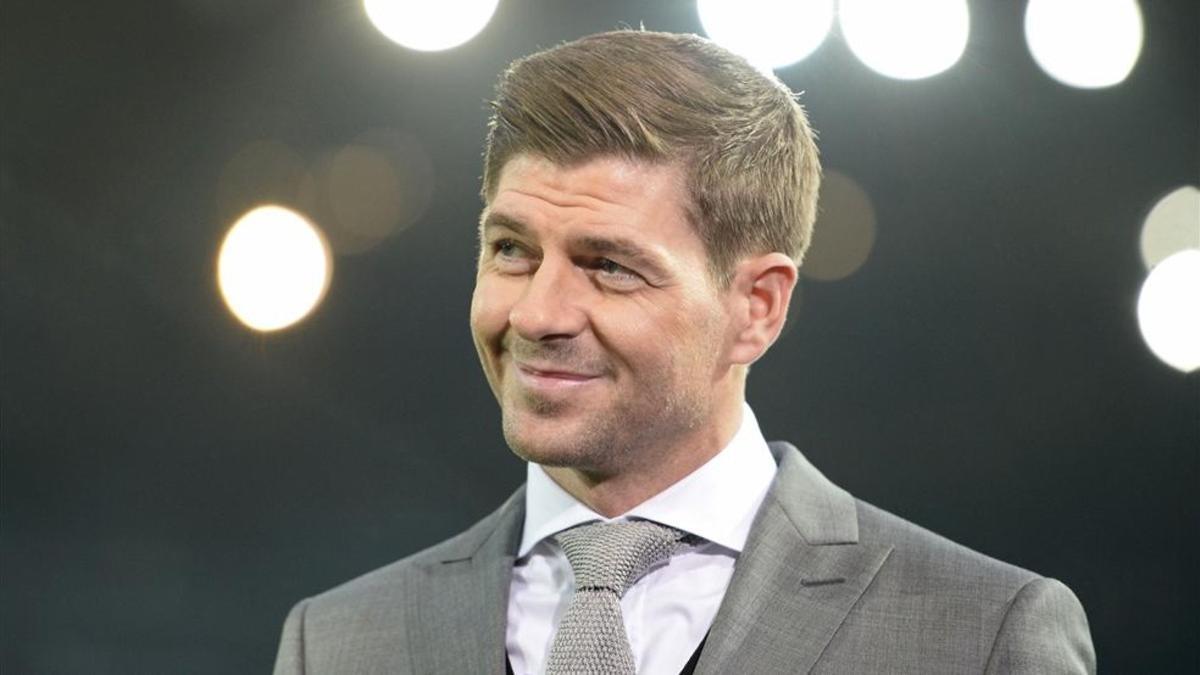 Steven Gerrard tendrá la misión de acercar al Rangers al todopoderoso Celtic