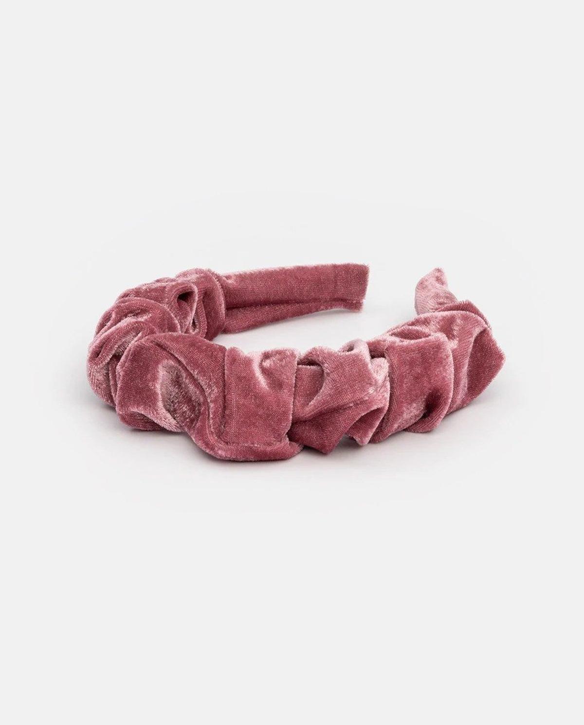 Diadema de terciopelo rosa de El Corte Inglés