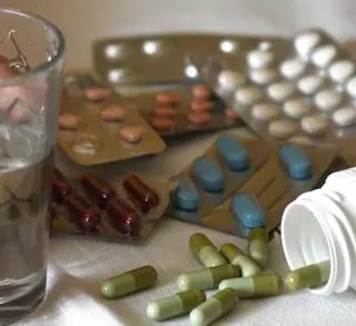 Alerta de la USC: el consumo de hipnosedantes se dispara entre las mujeres