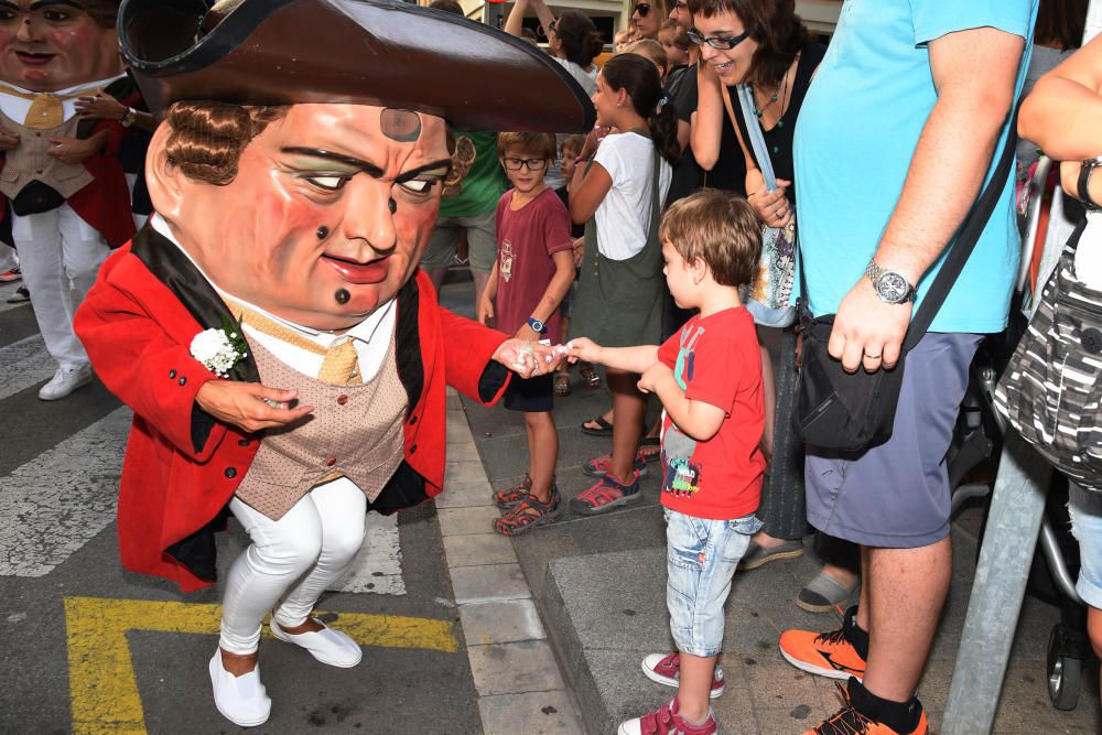 Música, festa i públic nombrós en la Cercavila de la Festa Major de Manresa