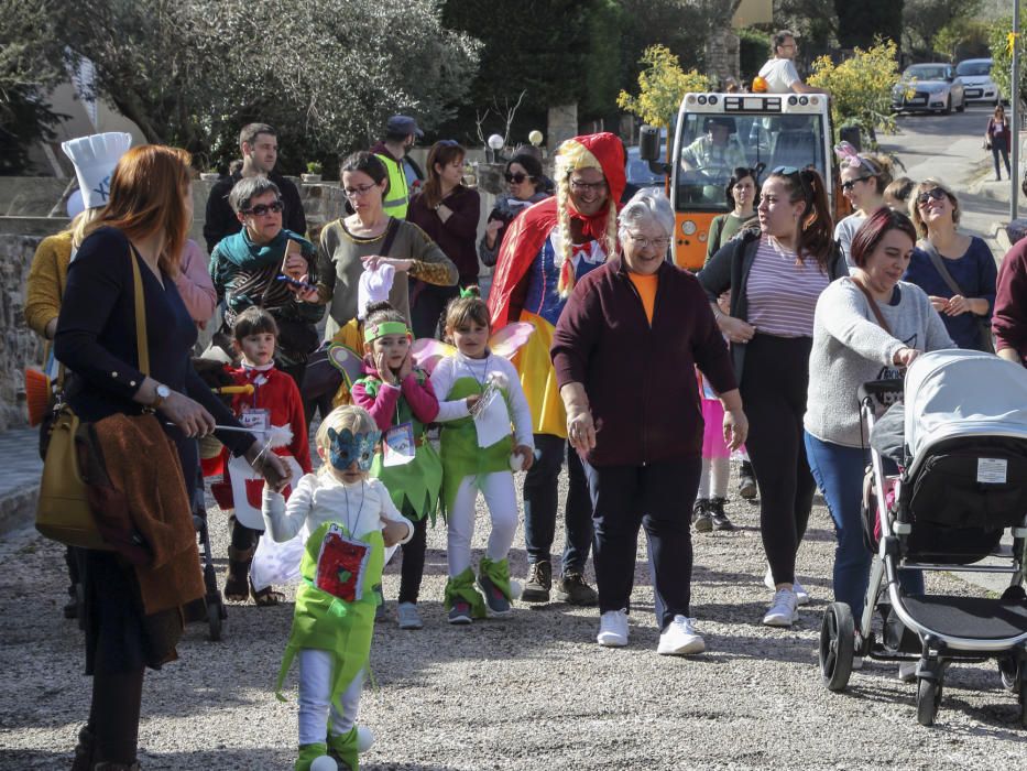 Agullana compleix amb la tradició de la xuia