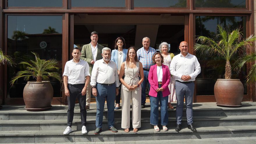 Los alcaldes se hartan: el sur de Tenerife exige mejoras urgentes en el hospital comarcal y un gran centro geriátrico