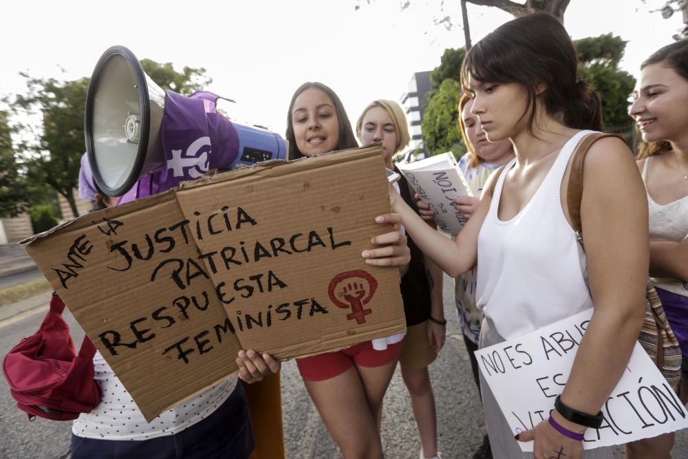 Manifestación contra la violencia patriarcal en Murcia