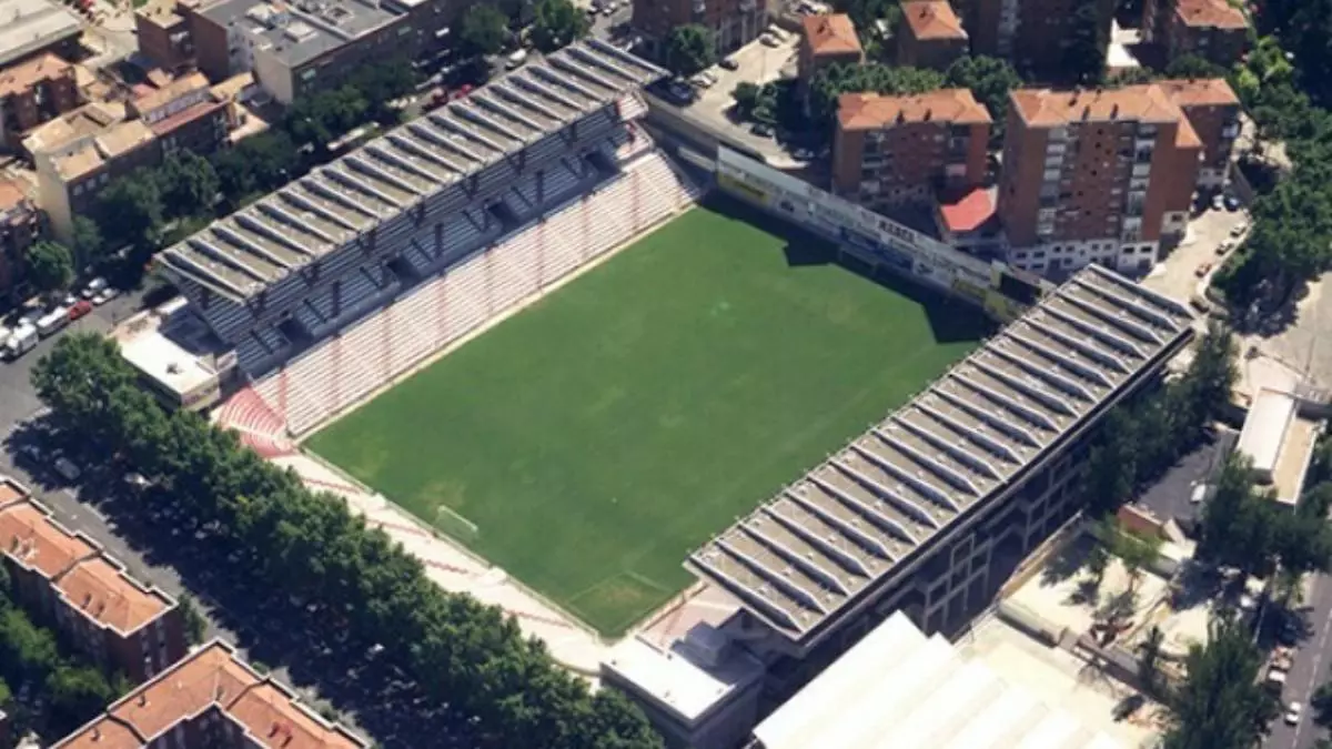 El Rayo arranca las obras en su estadio: ?Cu芍nto costar芍n y qu谷 mejoras habr芍?