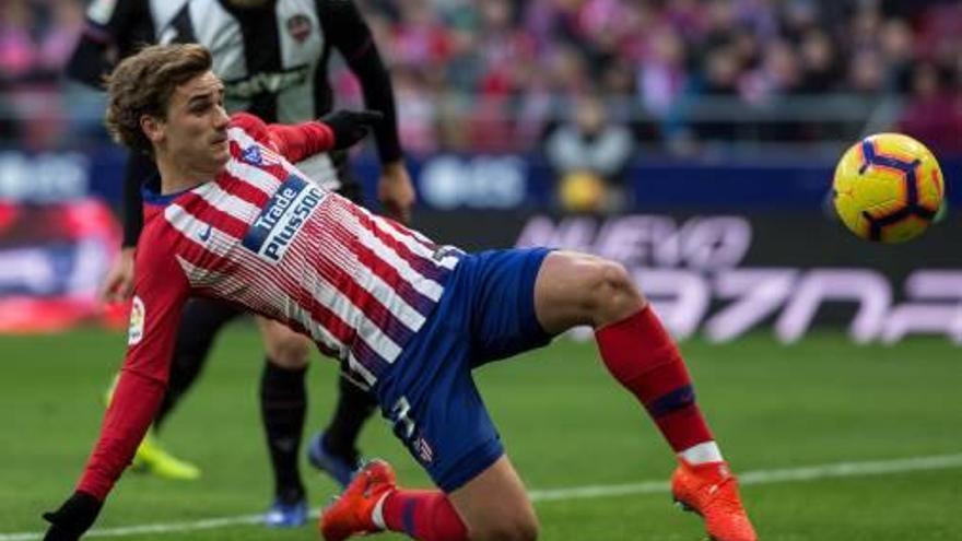 Griezmann, autor del gol del triunfo, ayer ante el Levante.