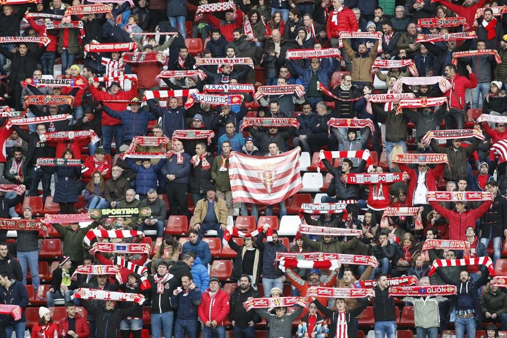 El partido entre el Sporting y el Alcorcón, en imágenes