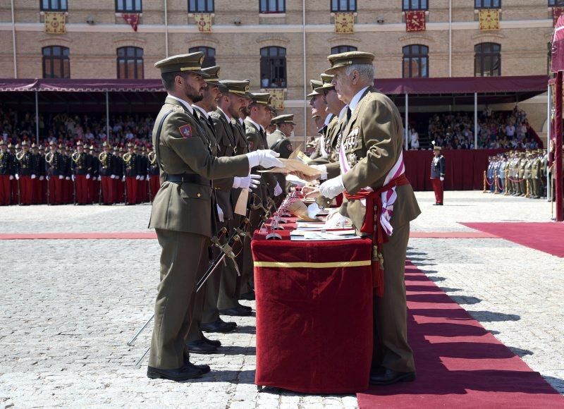 Visita de Felipe VI a la Academia General Militar de Zaragoza