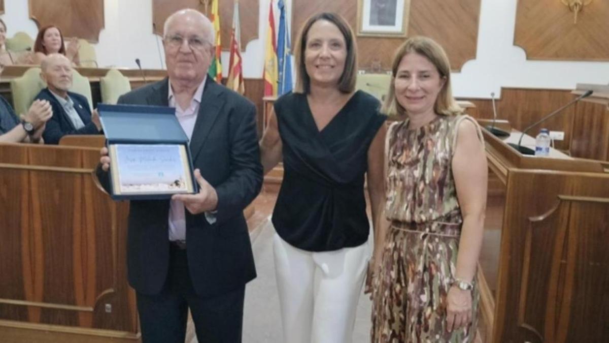 Josep Malonda recibe el merecido homenaje de su Oliva natal