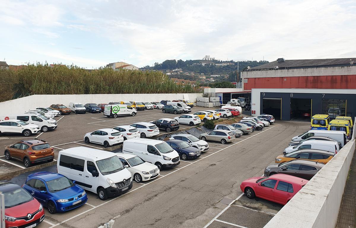 Situación en una de las zonas exteriores del concesionario Rodosa (Vigo).