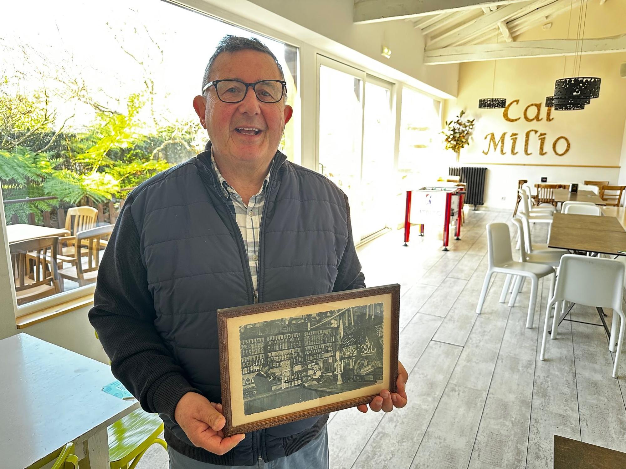 En imágenes: la tienda-bar de Oviñana que está a punto de cumplir 100 años, de un vistazo