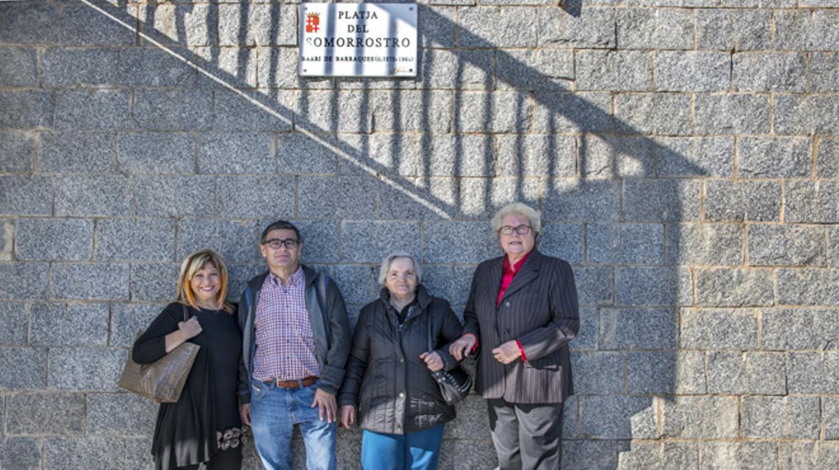 Quatre habitants de la Perona, el Somorrostro, Can Valero i el Carmel rememoren la seva vida als barris de barraques.