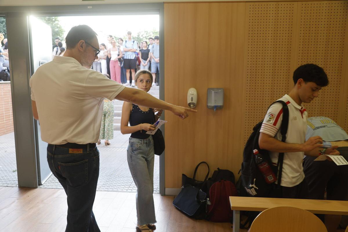 La primera jornada de la PAU, en imágenes
