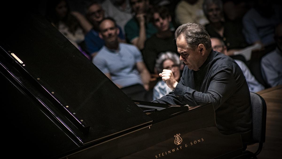Volodos en el Palau Música.