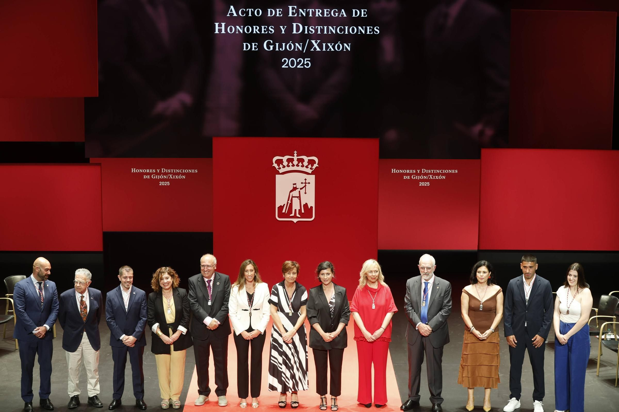 La entrega de medallas y distinciones de Gijón, en imágenes