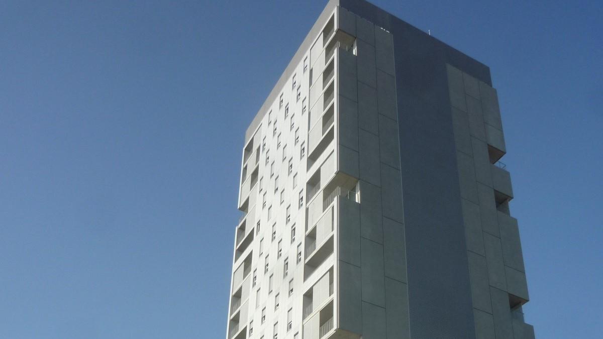 Edificio de la Generalitat en la pedanía de La Torre en València.