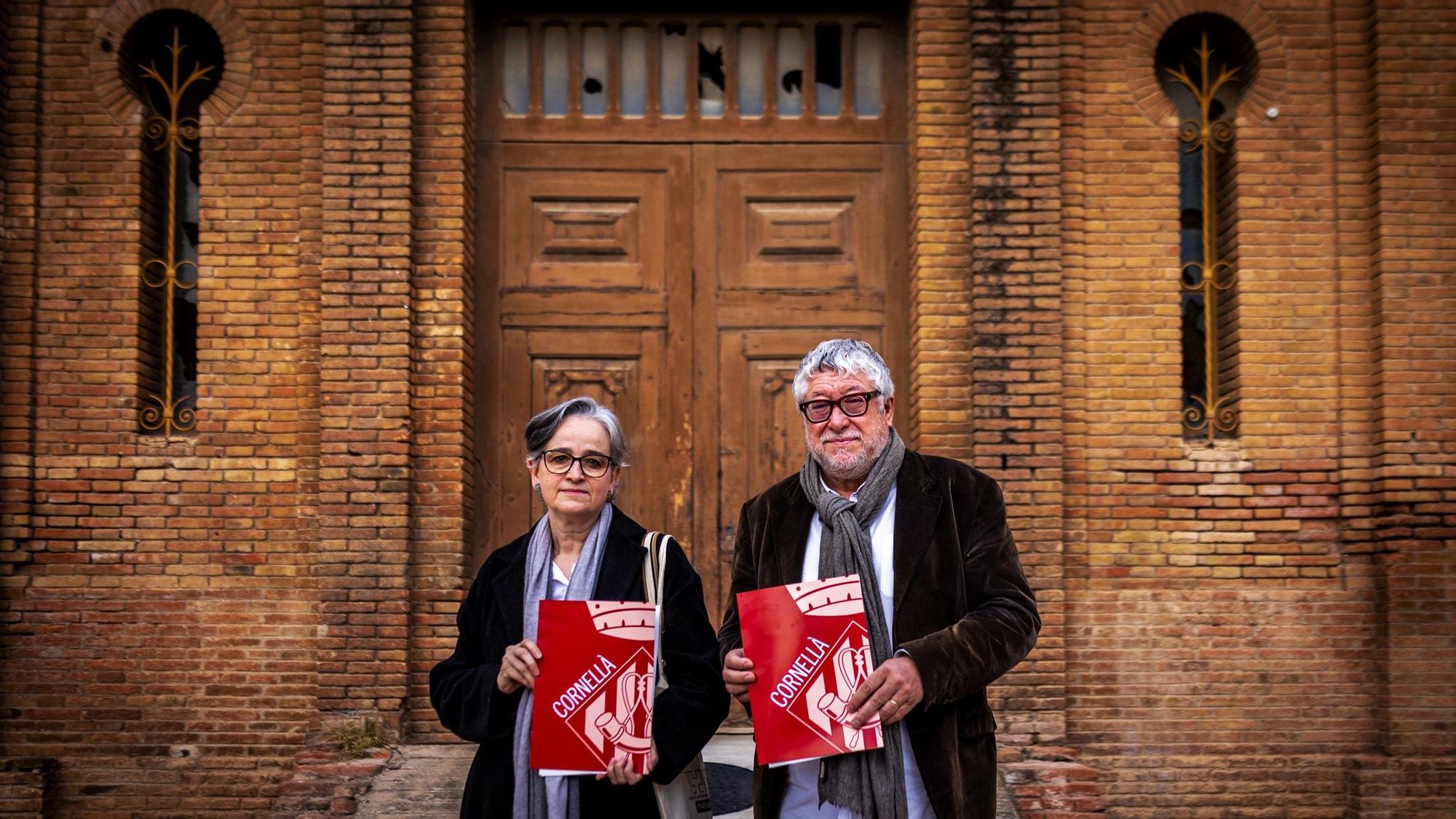 La presidenta del Museu de les Matemàtiques de Catalunya, Pura Fornals, junto al alcalde de Cornellà, Antonio Balmón.