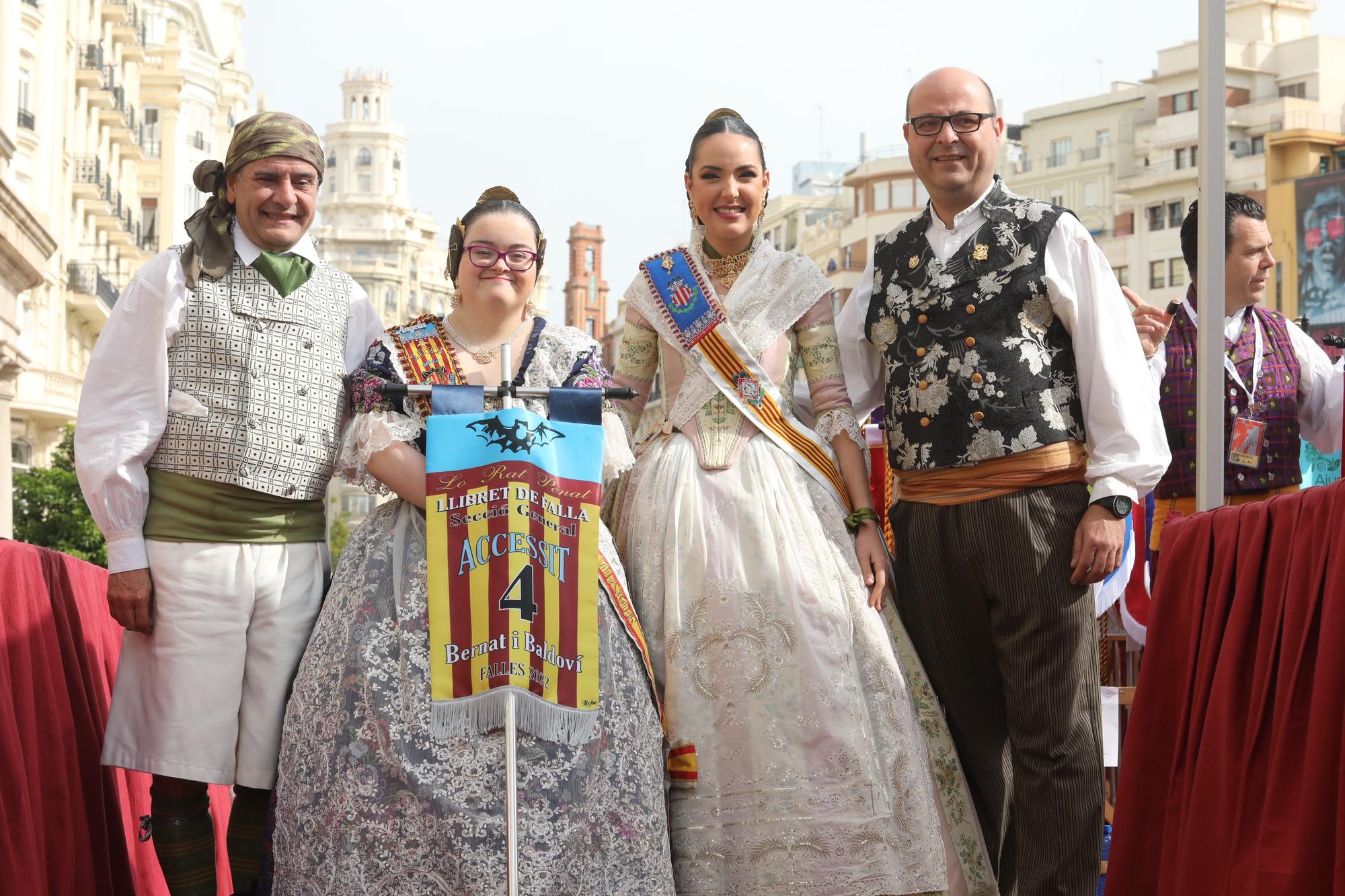 Entrega de los premios de las Fallas 2022 a las comisiones (II)