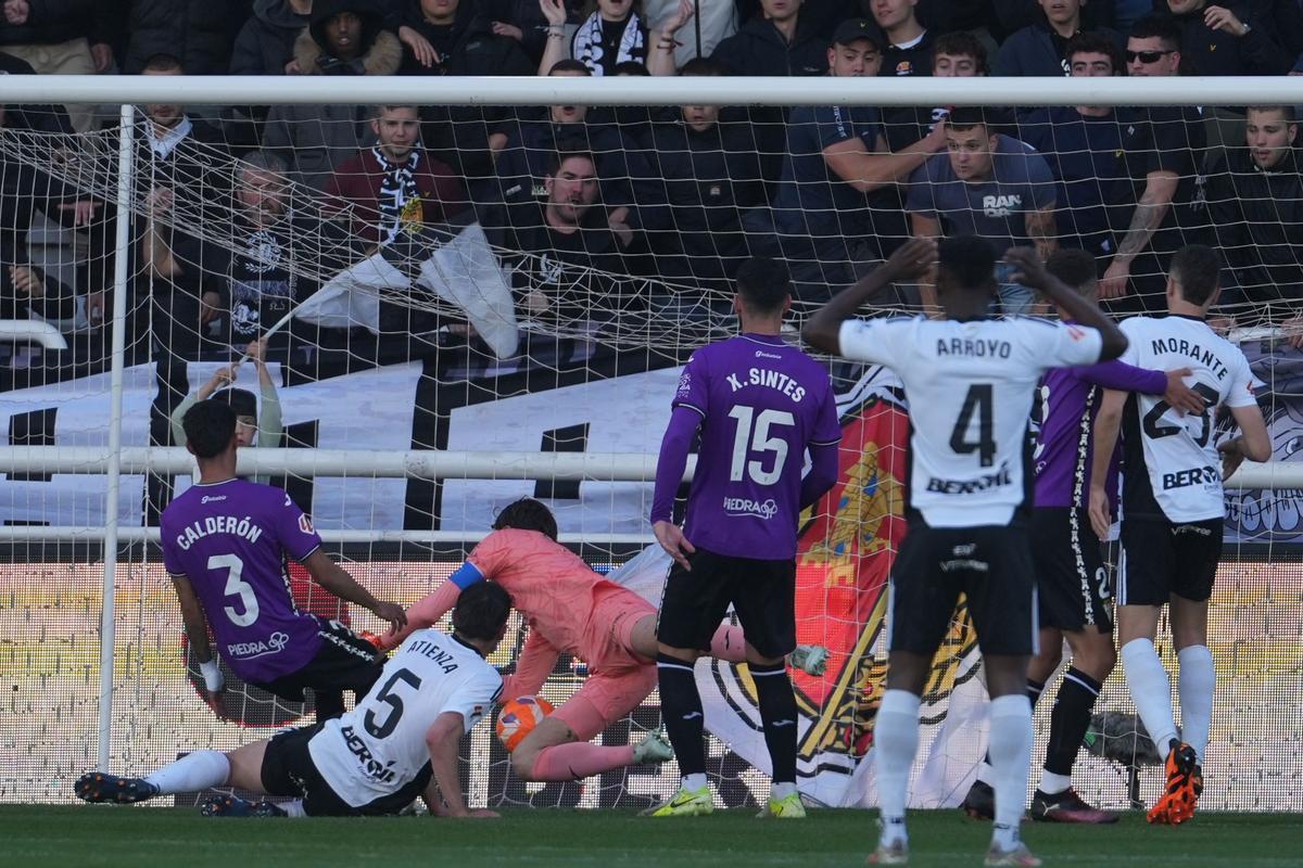 Burgos-Córdoba CF | Las imágenes del partido de LaLiga Hypermotion