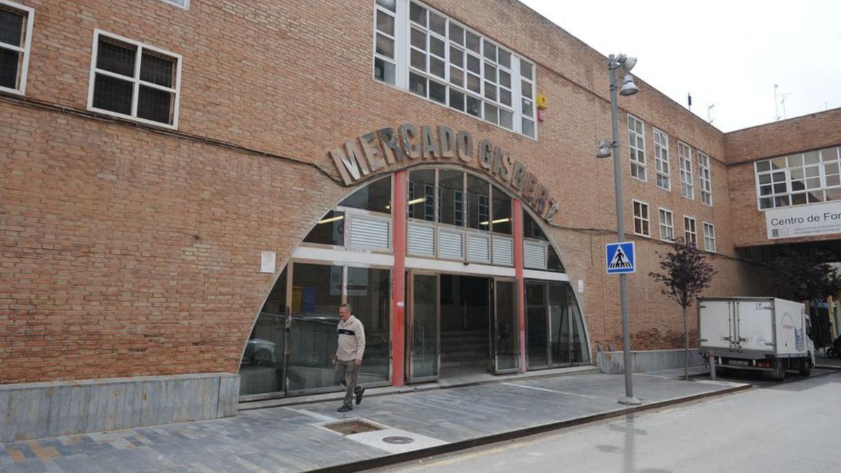 Fachada del mercado Gisbert. | J.C.