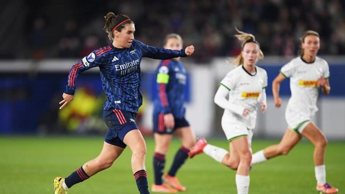 Mariona conduce el balón en el encuentro de este miércoles contra el OH Leuven