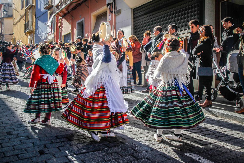 «Les Pastoretes» adoran al Niño en Alcoy