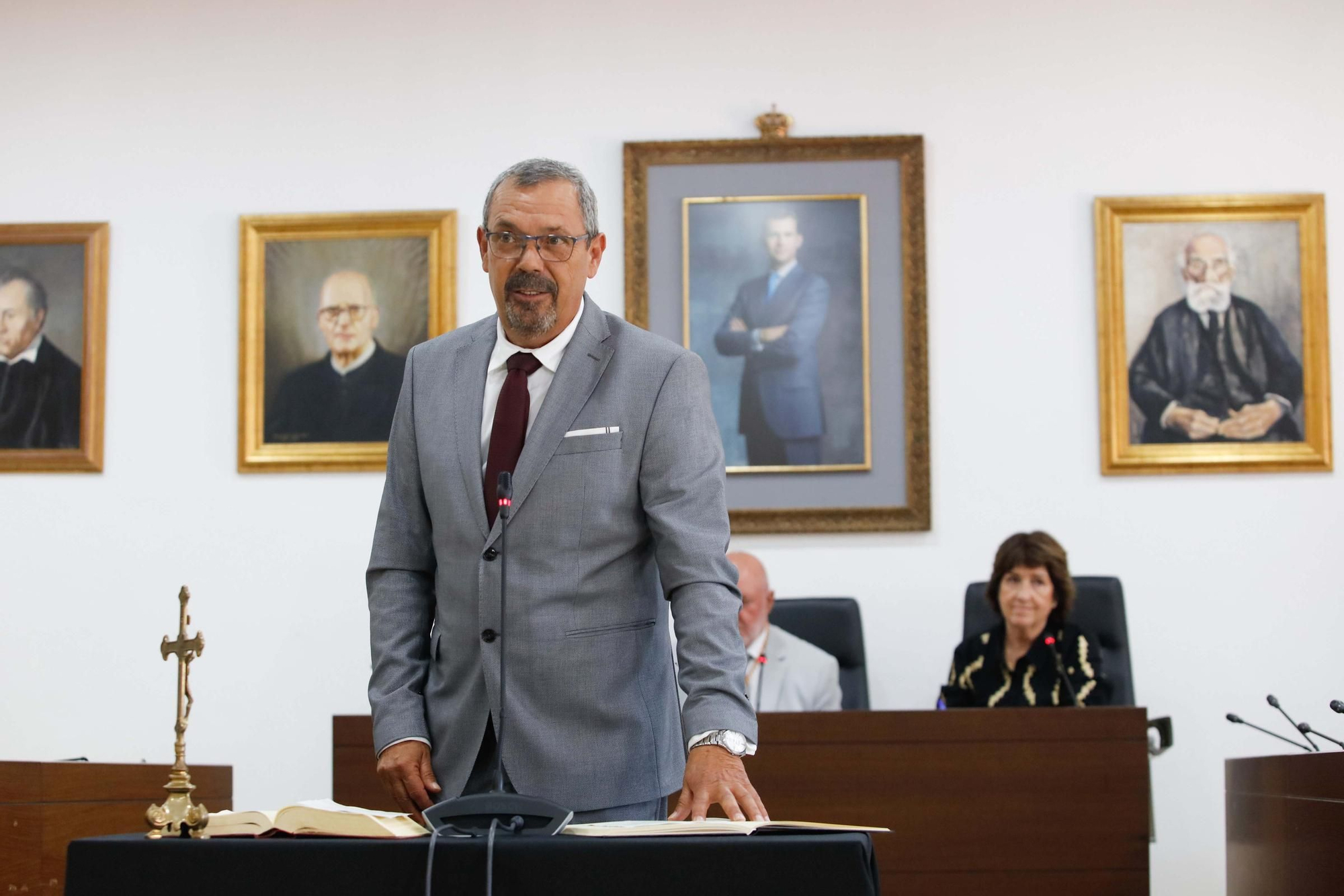 Galería de imágenes de la toma de posesión de Vicent Roig como alcalde de Sant Josep
