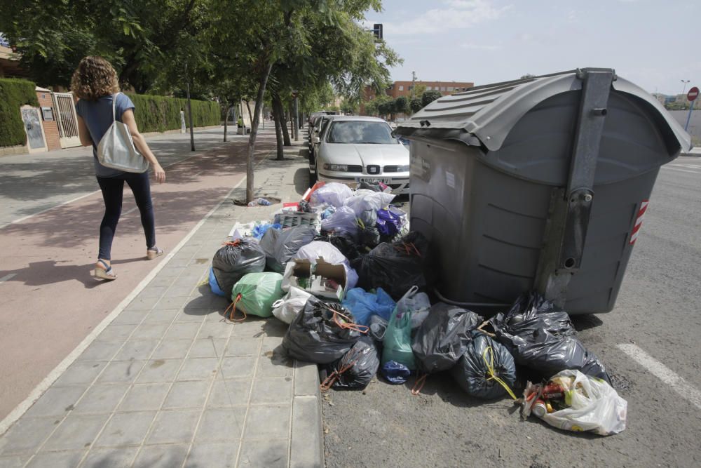 Basura en las calles de Alicante