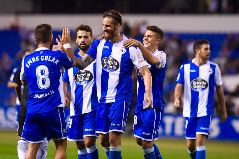 El Dépor golea al Corinthians en Riazor