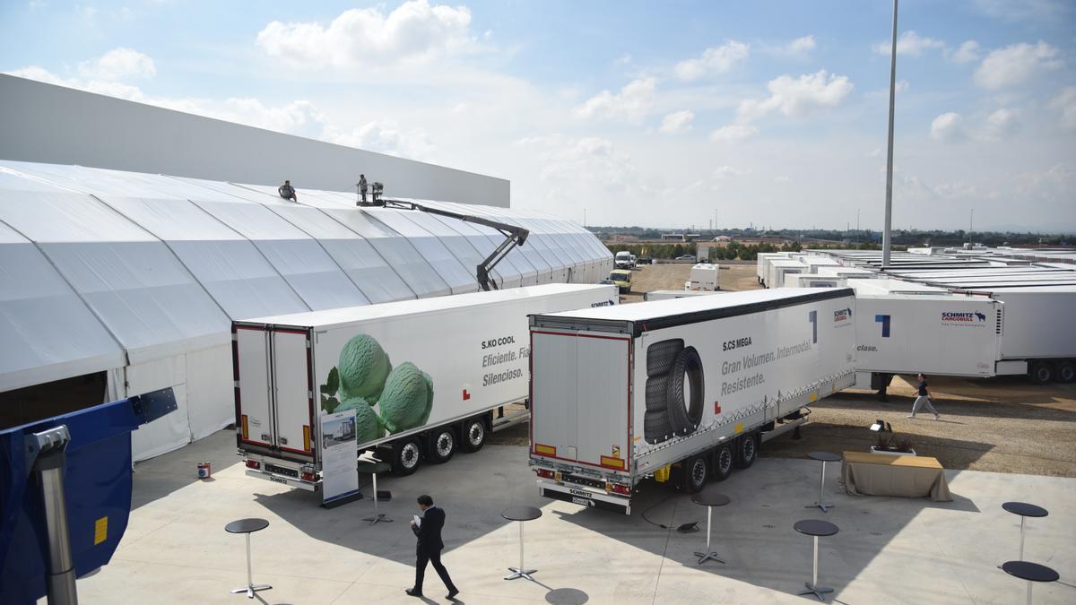 La campa donde los semirremolques se almacenan en la nueva fábrica de Schmitz Cargobull, en Figueruelas.