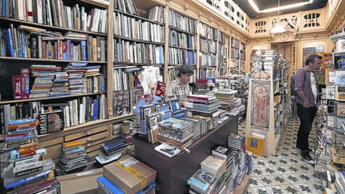 La librería Sant Jordi, en la calle de Ferran, en una imagen de hace dos semanas.