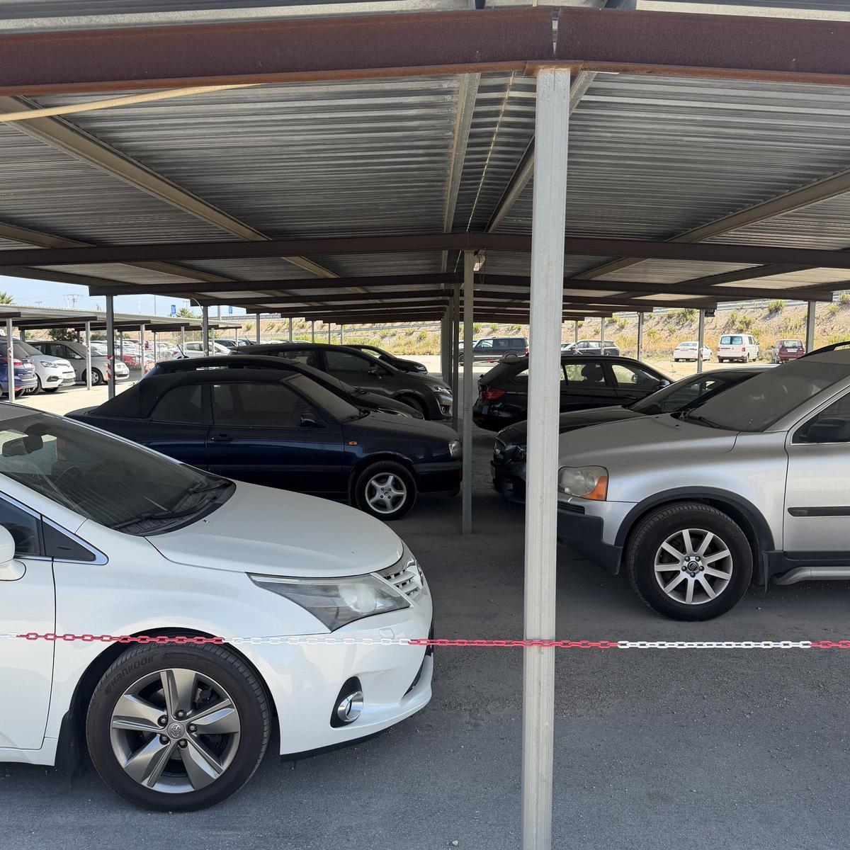 PARK-KING permite elegir entre diferentes opciones de aparcamiento en su página web.