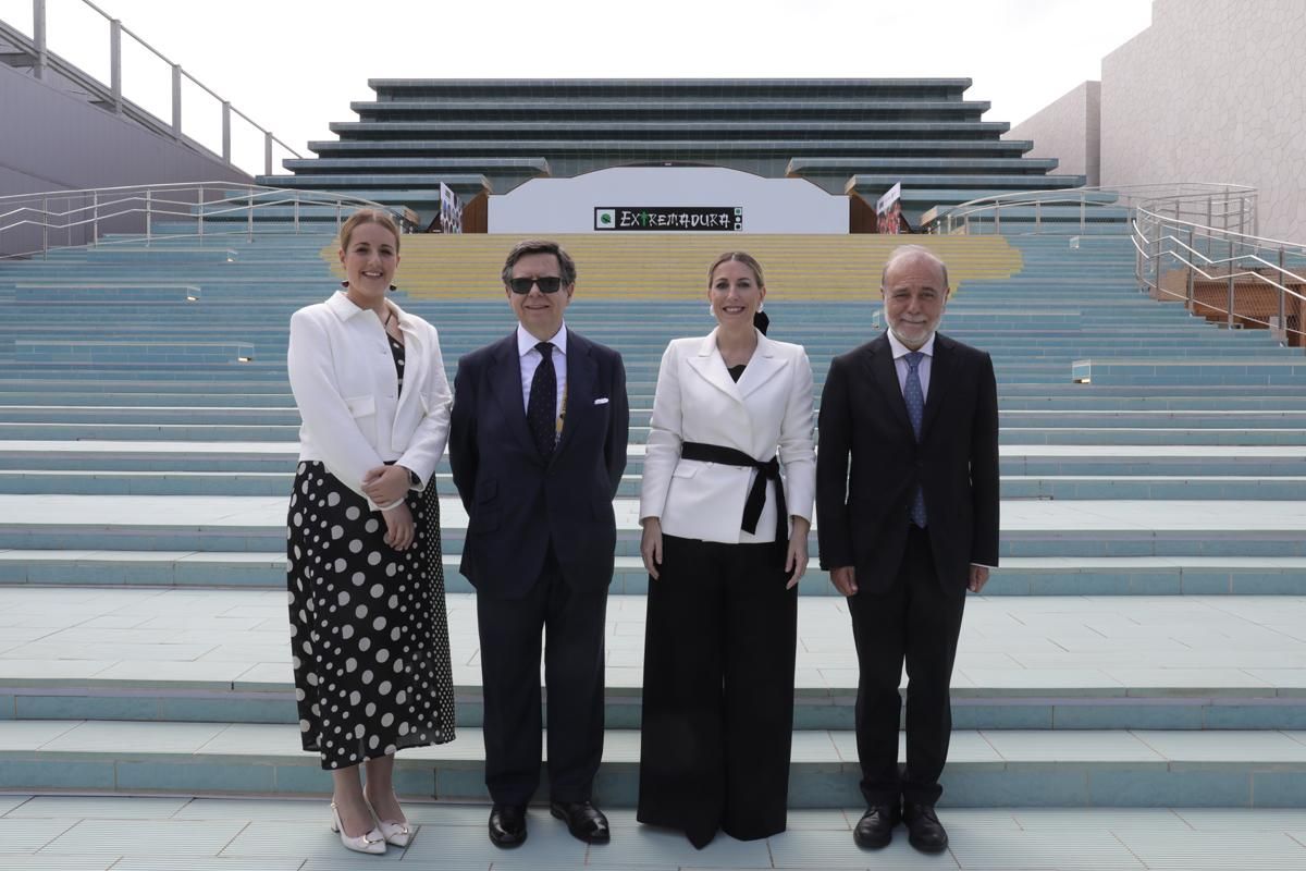 Fotogalería | Guardiola destaca en la Expo de Osaka el potencial cultural y económico de Extremadura