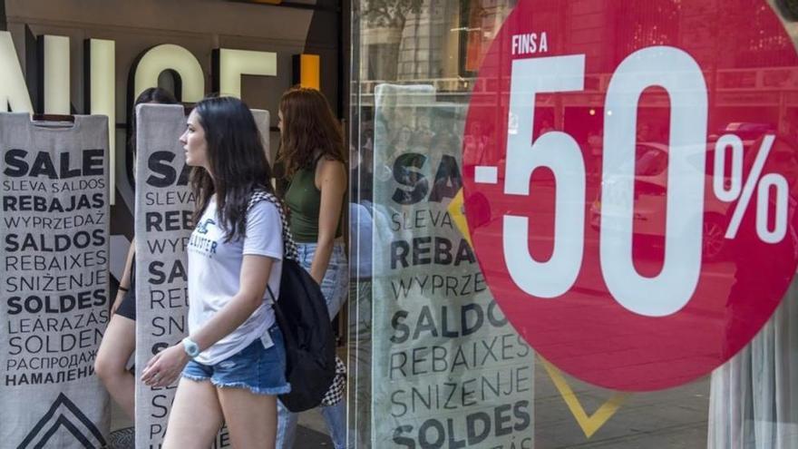 Rebajas 2018: Zara y El Corte Inglés inician esta noche las ofertas online y mañana, en las tiendas