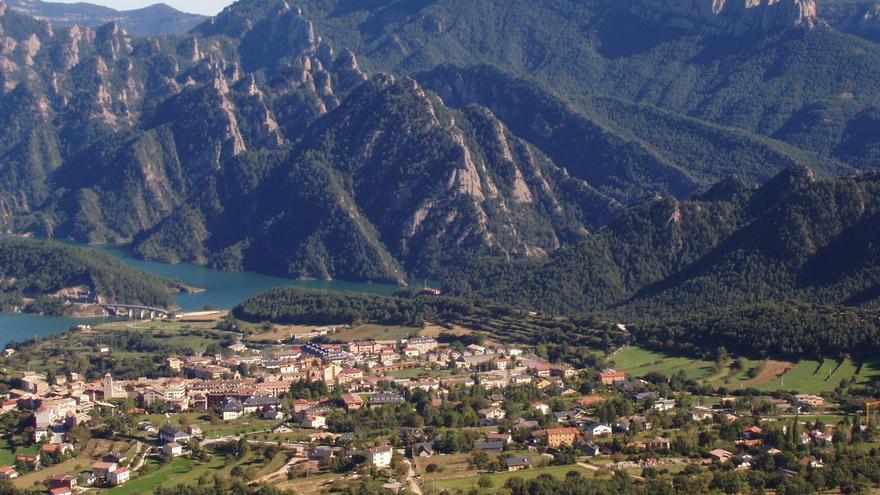 Sant Llorenç reviurà la crema del poble en mans dels liberals