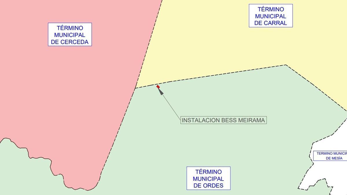 En el centro, la parcela que albergará el sistema de baterías para almacenar electricidad en Ordes