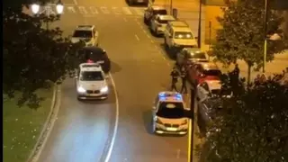 Cae el pirómano que sembró el terror en varios barrios de Oviedo quemando cubos de basura: lo pillaron con las manos en la masa