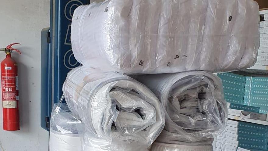 Una fábrica de San Vicente dona todos sus colchones y almohadas en stock al hospital de campaña de Leganés