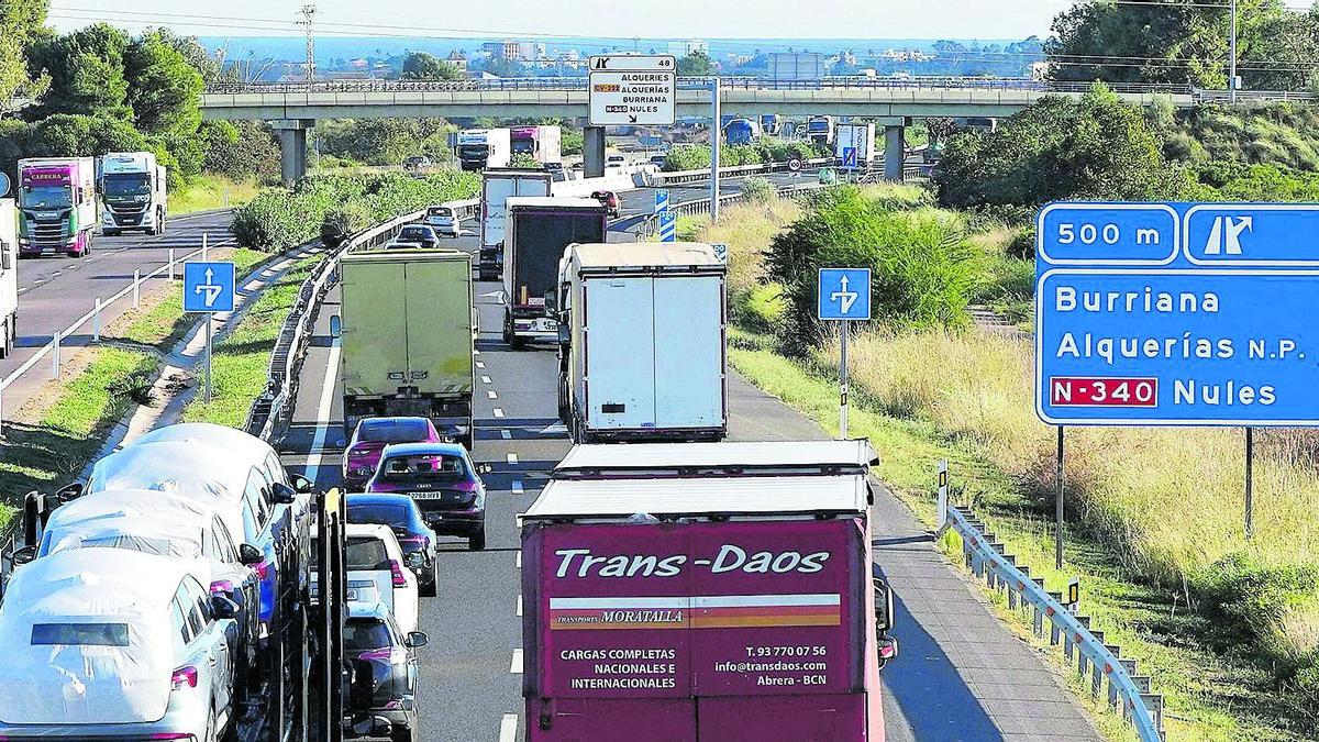 La autopista AP-7 a su paso por Castellón ha aumentado su tráfico hasta un 77% desde que ya no se pagan los peajes, una decisión histórica que se instauró el 1 de enero del 2020.