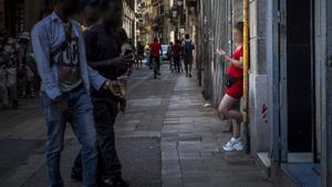 Prostitución en el barrio del Raval en Barcelona