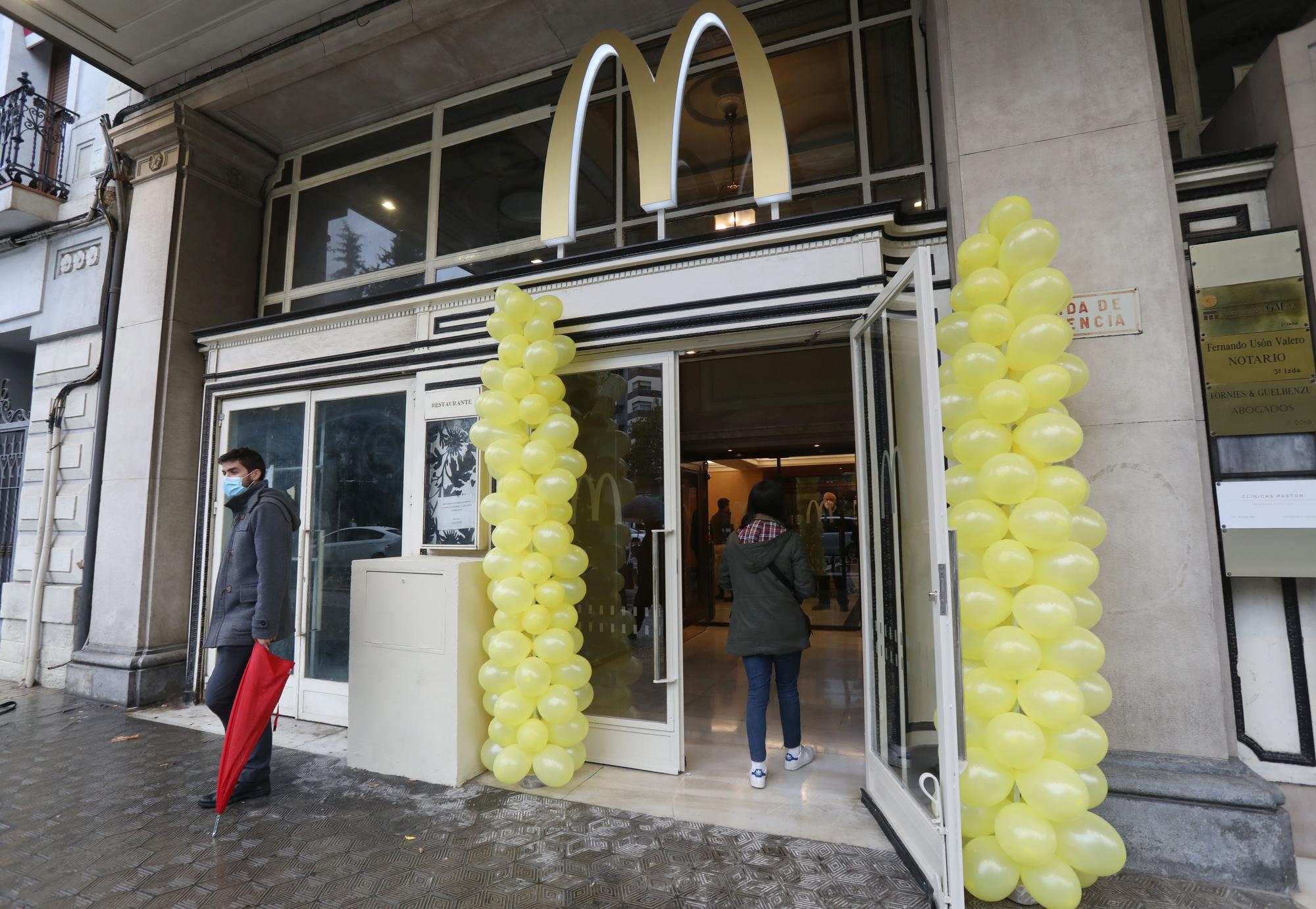 FOTOGALERÍA | Inaugurado el McDonalds de los antiguos Cines Elíseos de Zaragoza