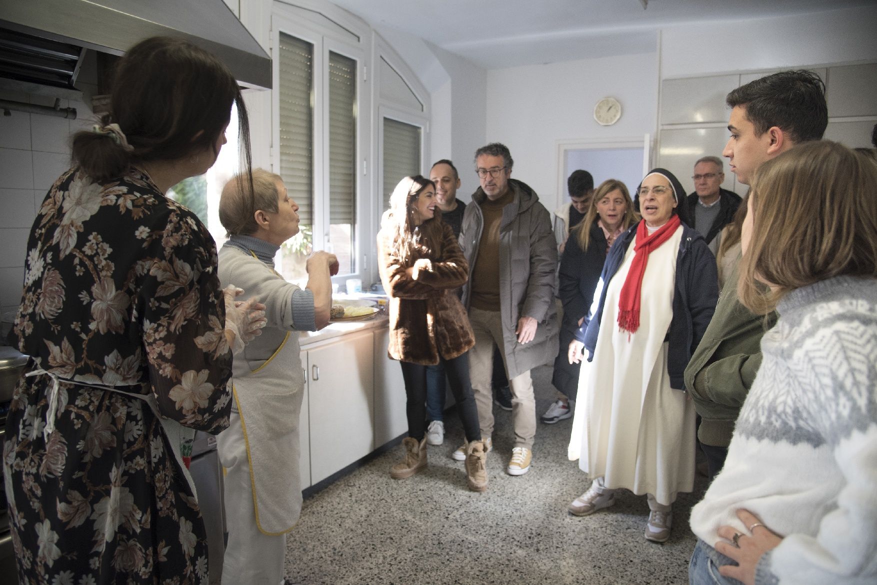 Les imatges de la celebració de centenars d'ucraïnesos al convent de Santa Clara