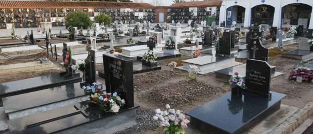 Una vista del cementerio de Sagunt.