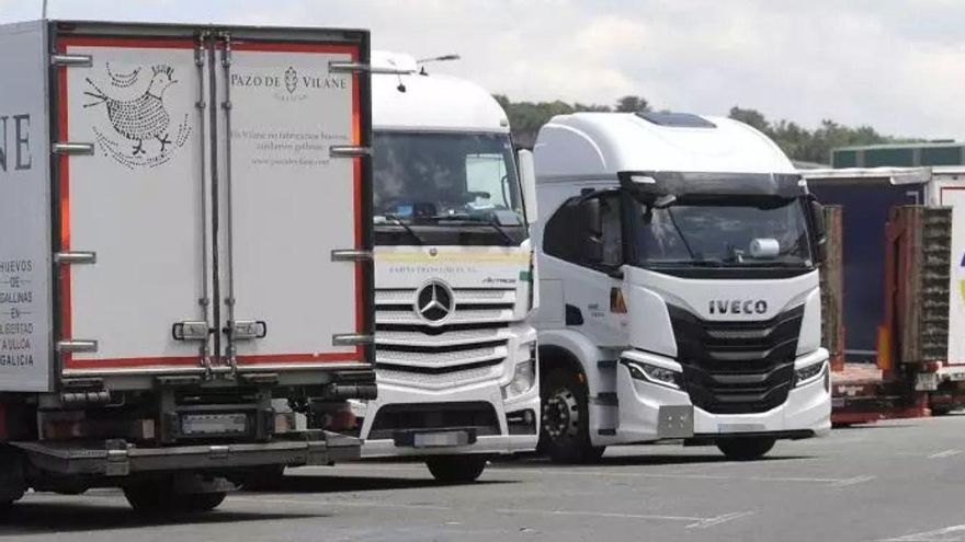 Un camionero en pruebas no va a trabajar por enfermedad, le dan la baja, la empresa lo despide y la Justicia la avala
