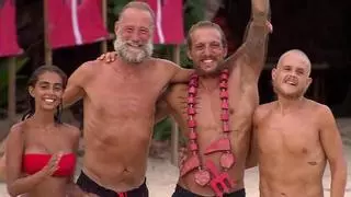 Los finalistas de 'Supervivientes', eufóricos a su llegada a España antes de la gran final