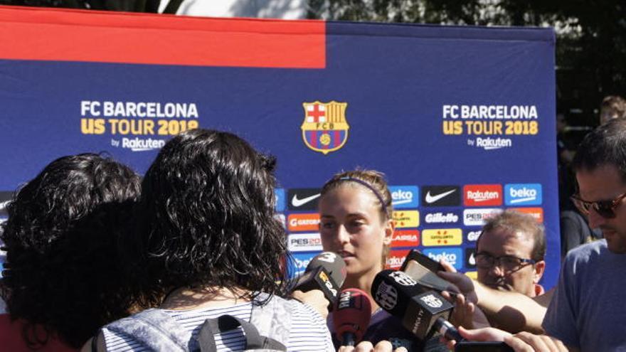 Polémica por el viaje del equipo femenino del Barça en turista